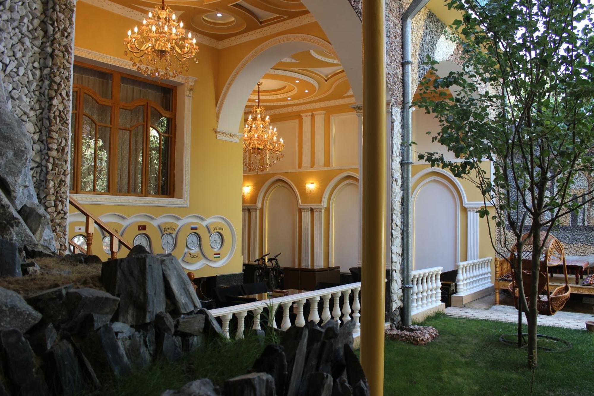 Atlas B&B Hotel Ντουσαμπέ Εξωτερικό φωτογραφία