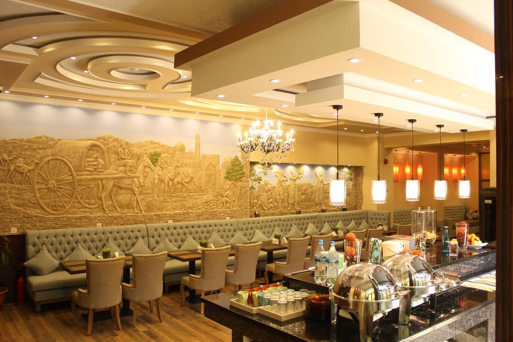 Atlas B&B Hotel Ντουσαμπέ Εξωτερικό φωτογραφία