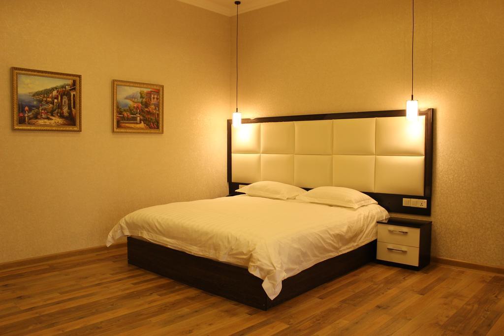 Atlas B&B Hotel Ντουσαμπέ Εξωτερικό φωτογραφία